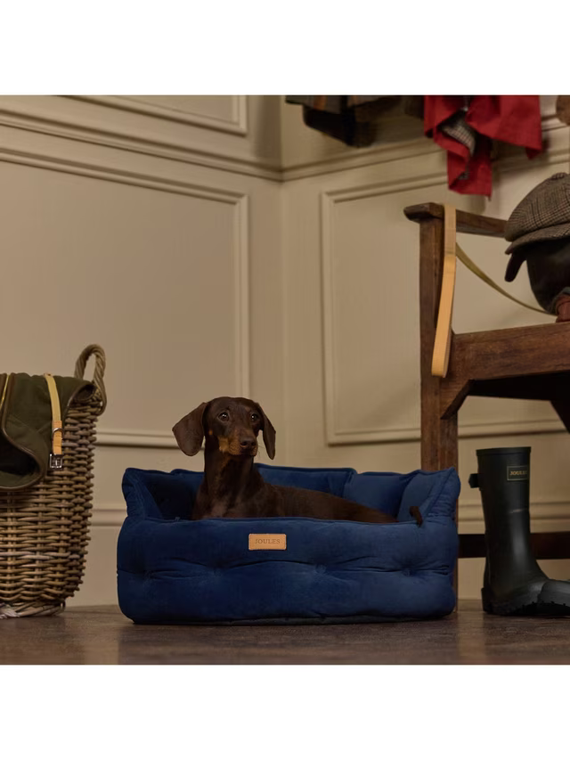 Chesterfield Pet Bed