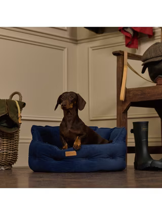 Chesterfield Pet Bed